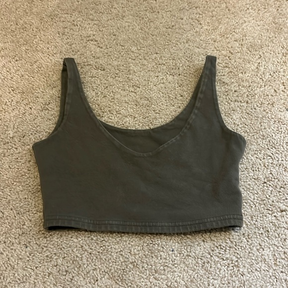 Brandy Melville Tank - Picture 1 of 2